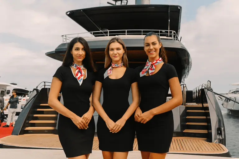 hostess Cannes Yachting Festival
