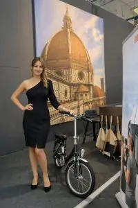 hostesses-salone-del-camper-parma