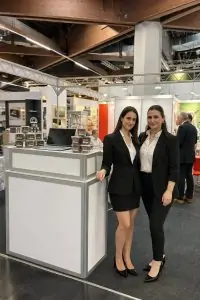 azafata-interzoo-nuremberg